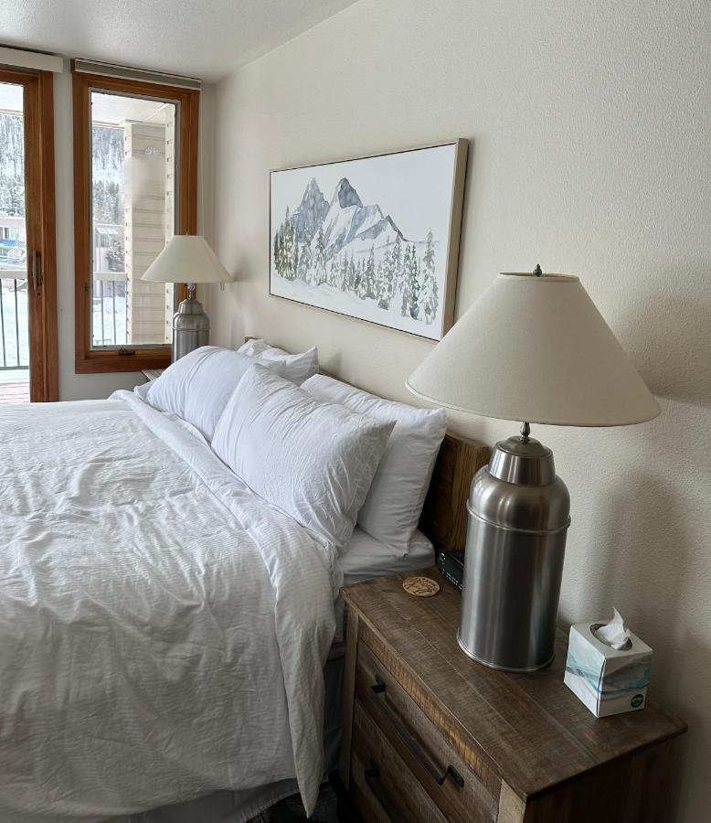 Keystone Lakeside Condo Luaran gambar