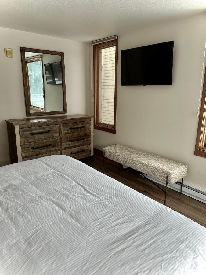 Keystone Lakeside Condo Luaran gambar