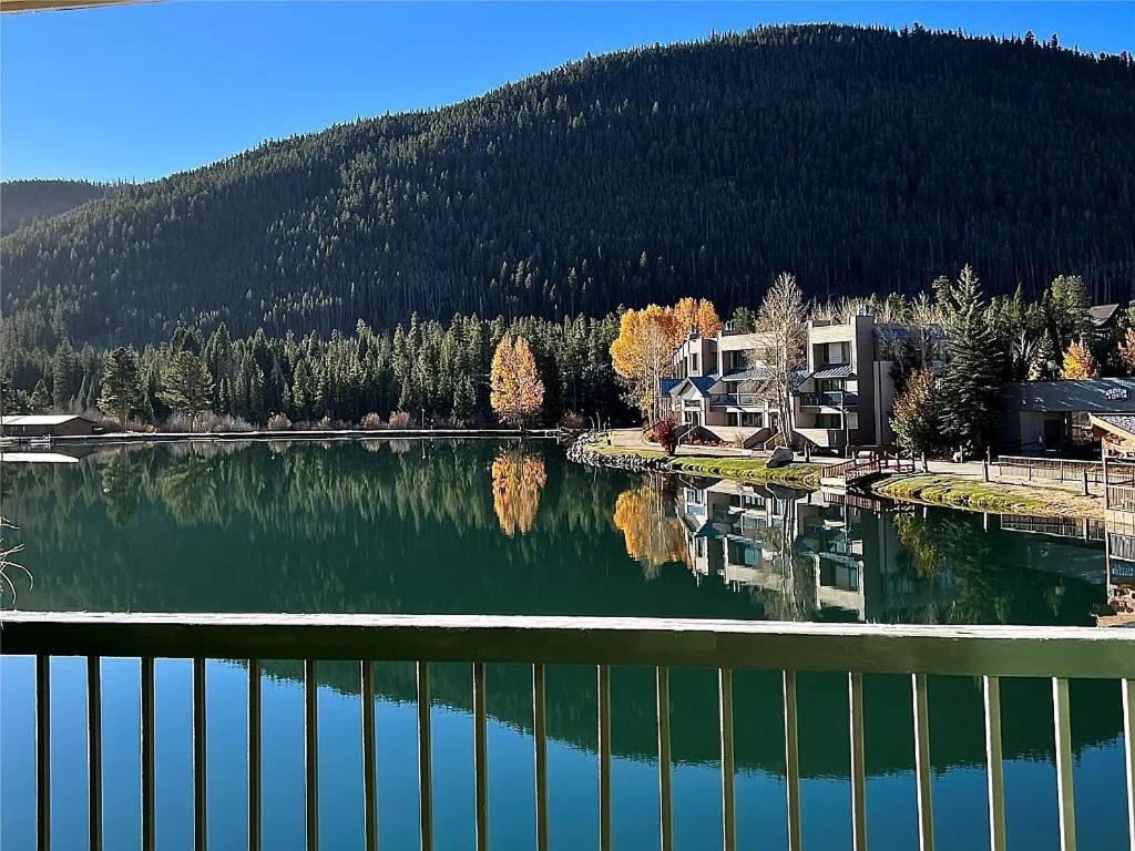 Keystone Lakeside Condo Luaran gambar